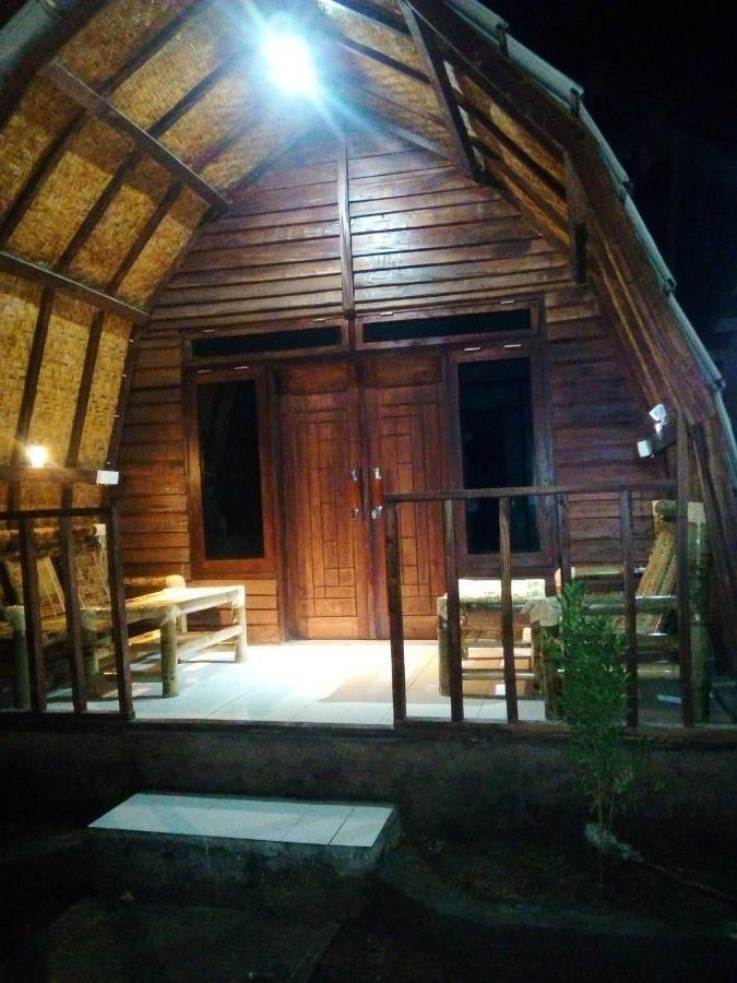 Bale Hostel Kuta  Dış mekan fotoğraf